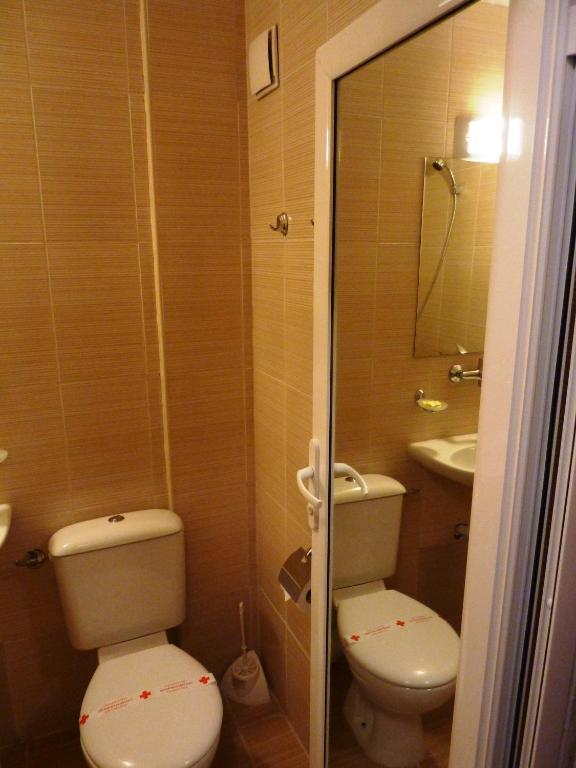 Hotel Zarya Zlatni pjasătsi Rom bilde