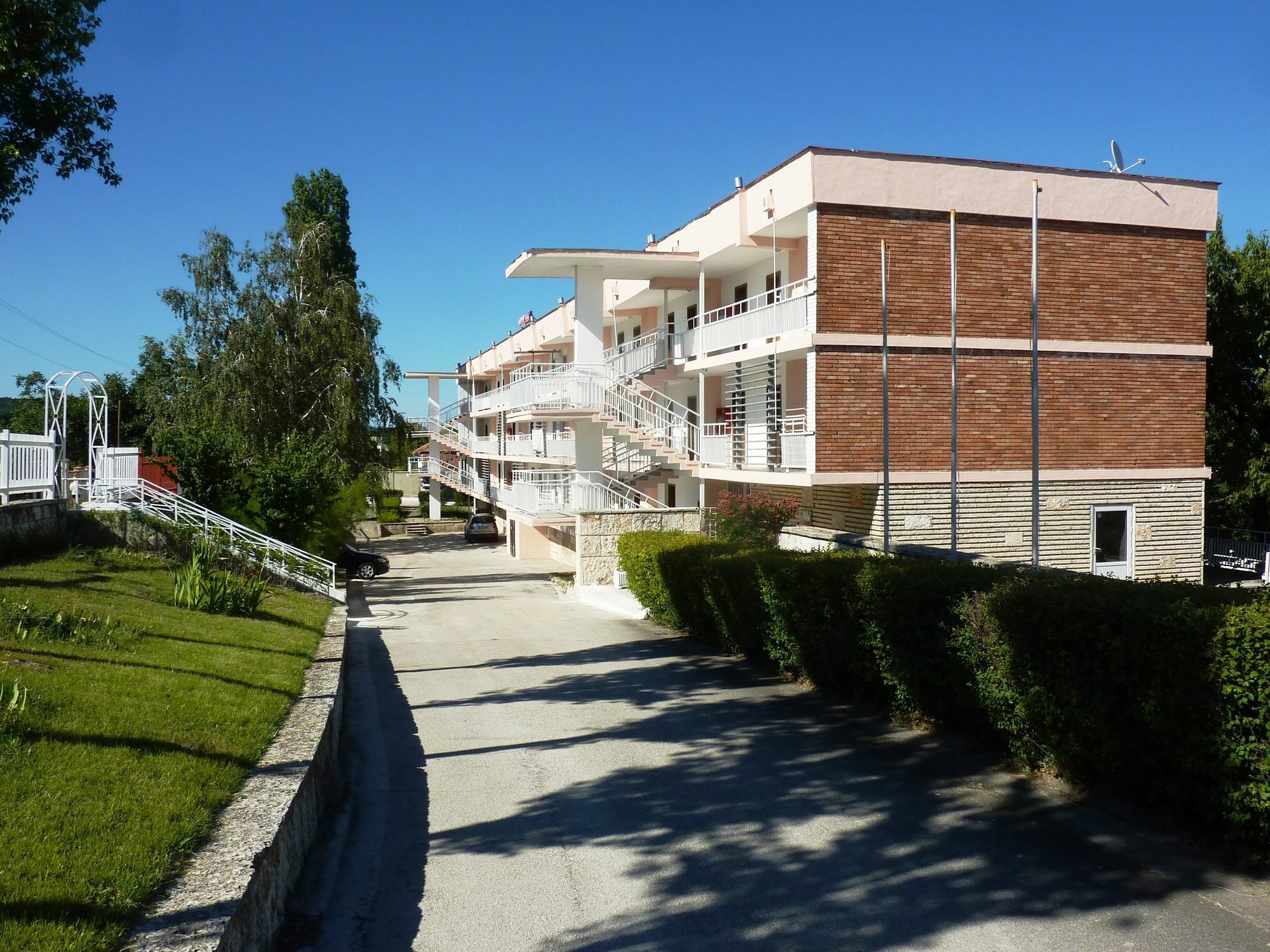 Hotel Zarya Zlatni pjasătsi Eksteriør bilde